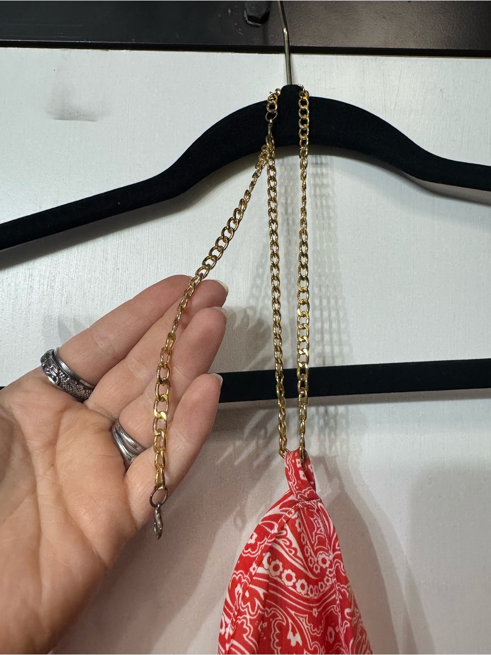 SHEIN Red Paisley Halter Bandana Crop Top - Picture 5 of 7